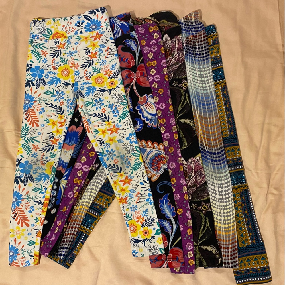 6 pairs of girls LuLaRoe leggings size s/m (aprox size 4T) whole bundle for $15